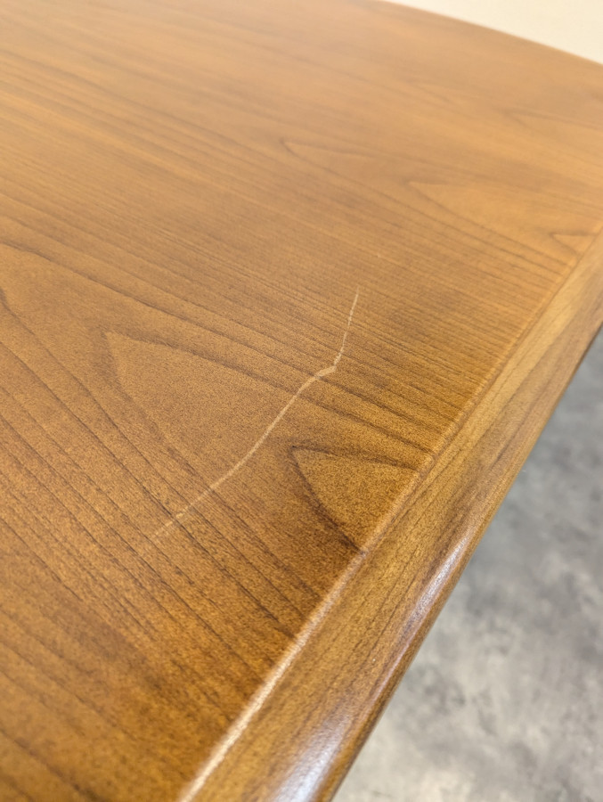 Table en orme massif avec allonge