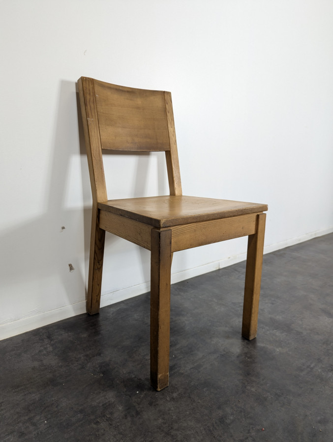 Série de 4 chaise en Sapin