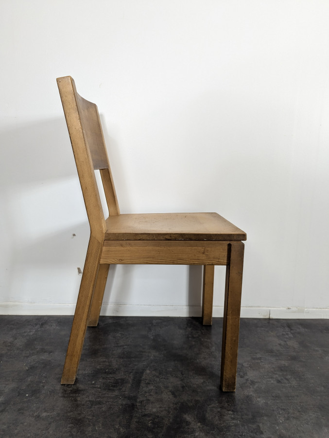 Série de 4 chaise en Sapin