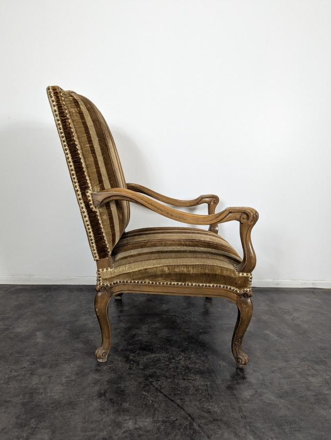 Fauteuil à la Reine de style Régence