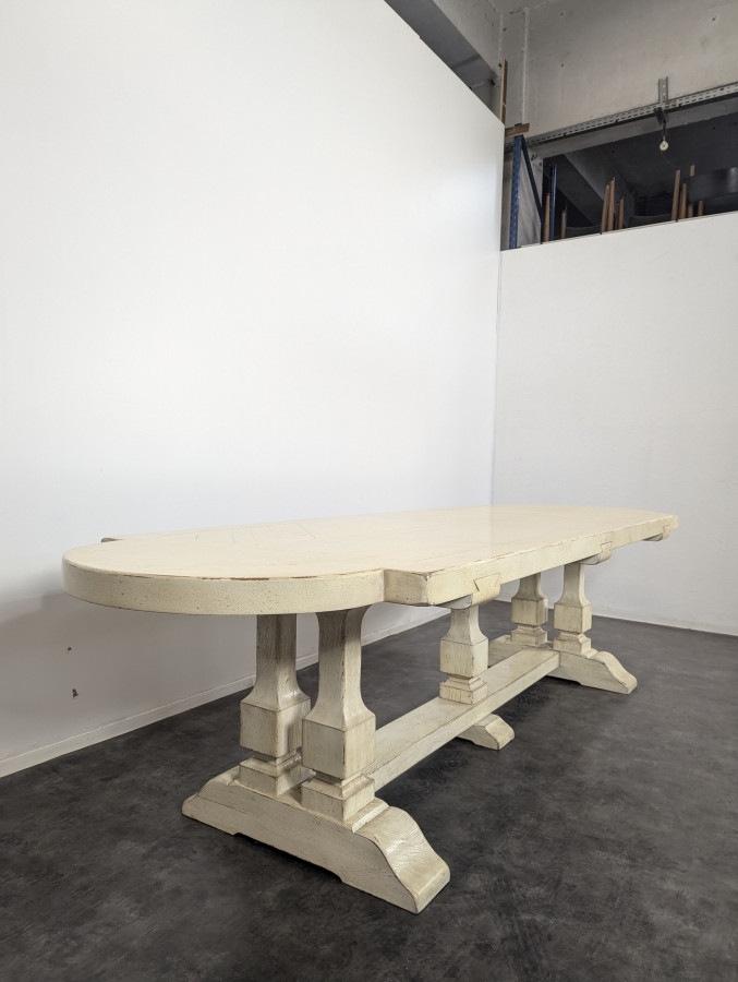 Table de monastère cérusée blanc cassé