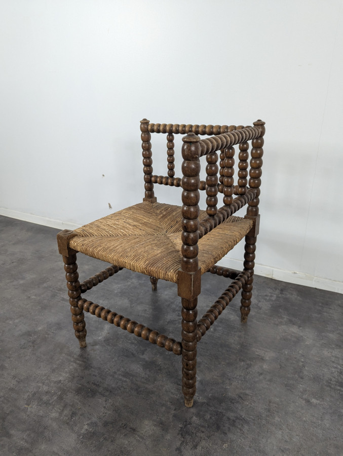 Fauteuil de coin brutaliste