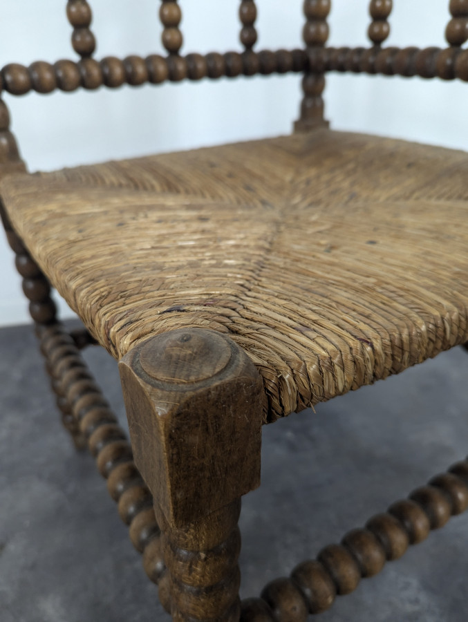 Fauteuil de coin brutaliste