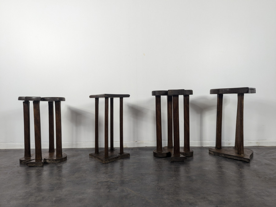 Suite de Tabourets aux enseignes des cartes à jouer