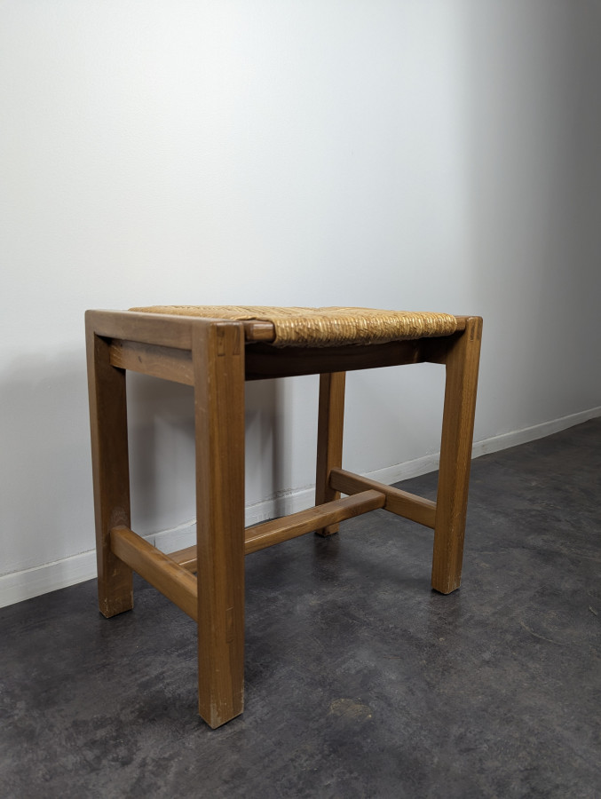 Tabouret paillé Maison Regain en orme massif