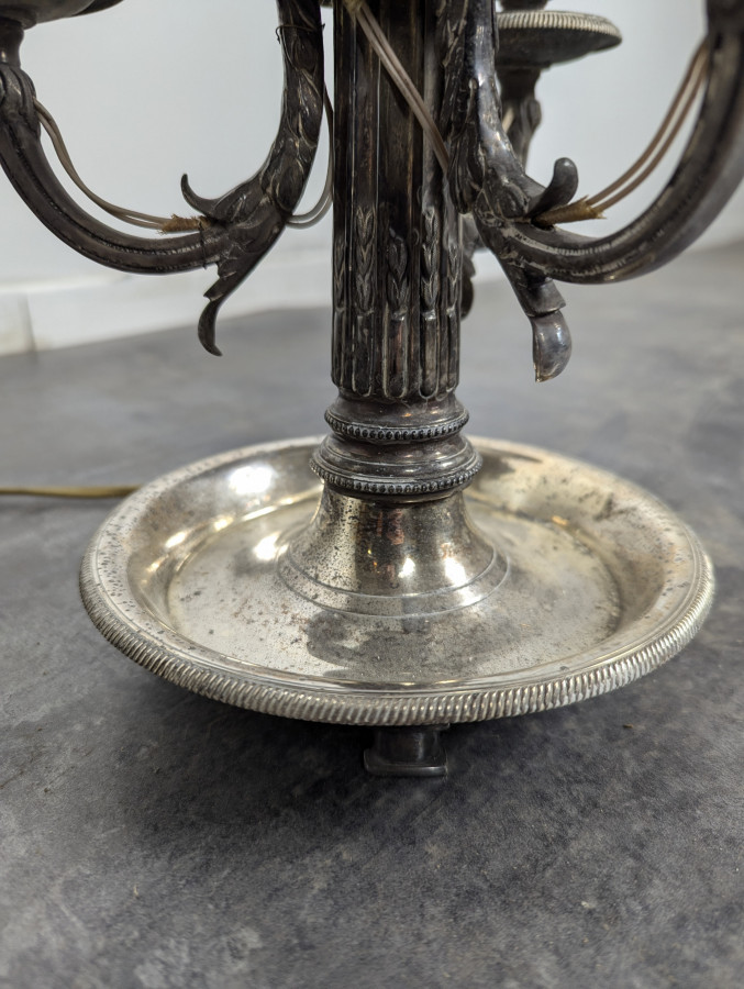 Lampe Bouillote de style Louis en bronze argenté