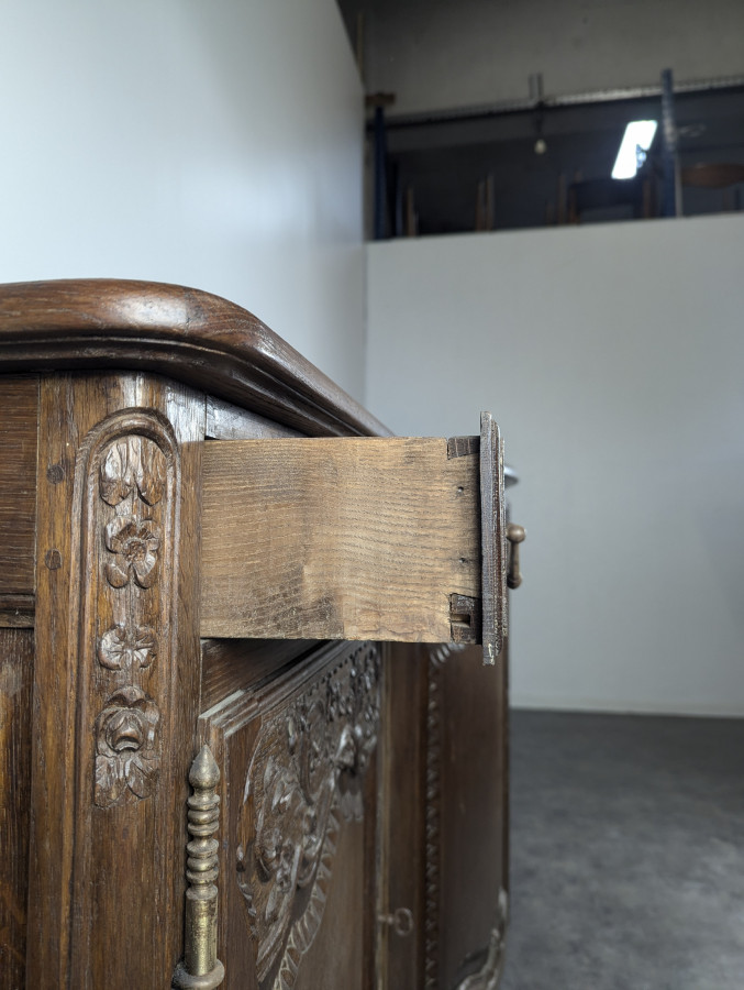 Enfilade Néo Normande sculptée