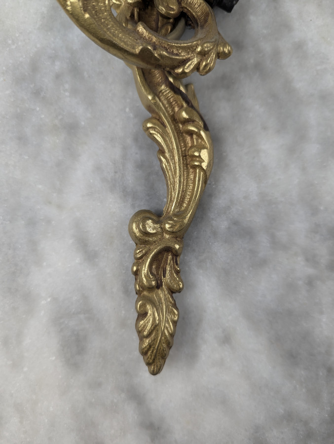 Paire d'applique en bronze de style Louis XV Rocaille