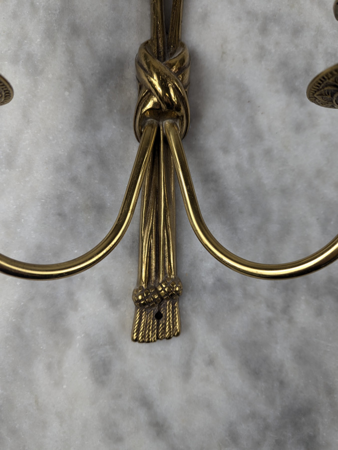 Paire d'applique en bronze de style Louis XVI