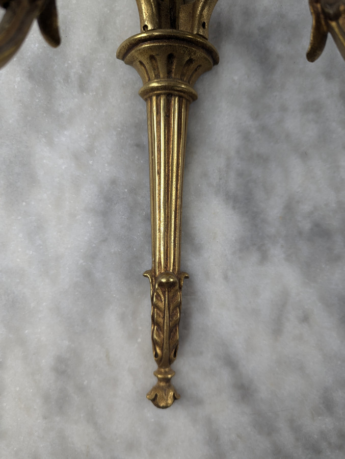 Paire d'applique en bronze de style Louis XVI modèle Carquois
