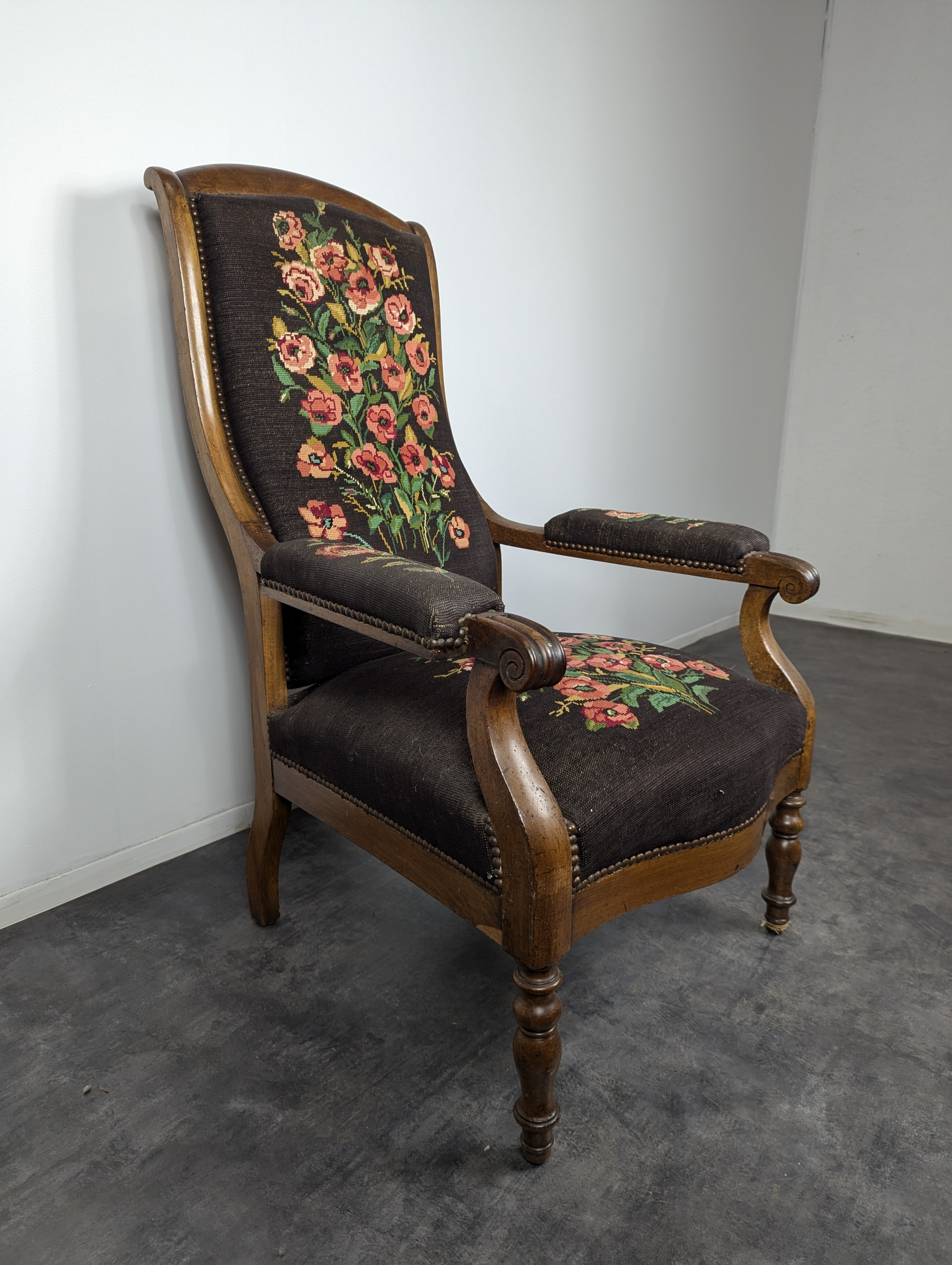 Fauteuil voltaire style Restauration - La Brocante En Ligne