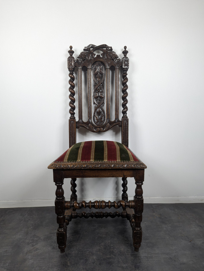 Paire de chaise de style Louis XIII en chêne