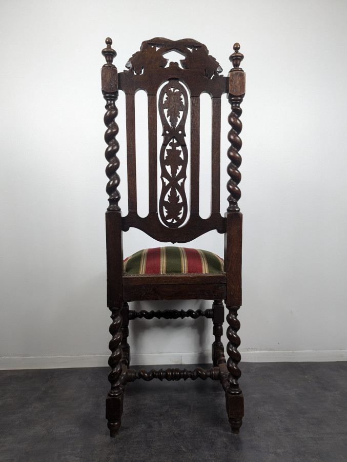 Paire de chaise de style Louis XIII en chêne