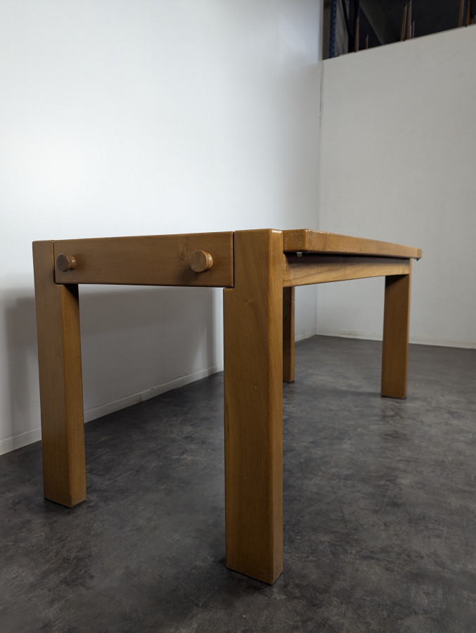 Table en Orme de la Maison Regain avec allonges
