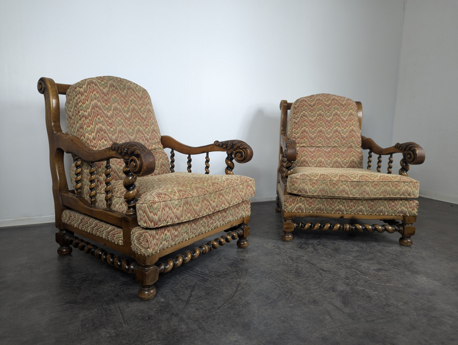 Paire de fauteuil de style Louis XIII