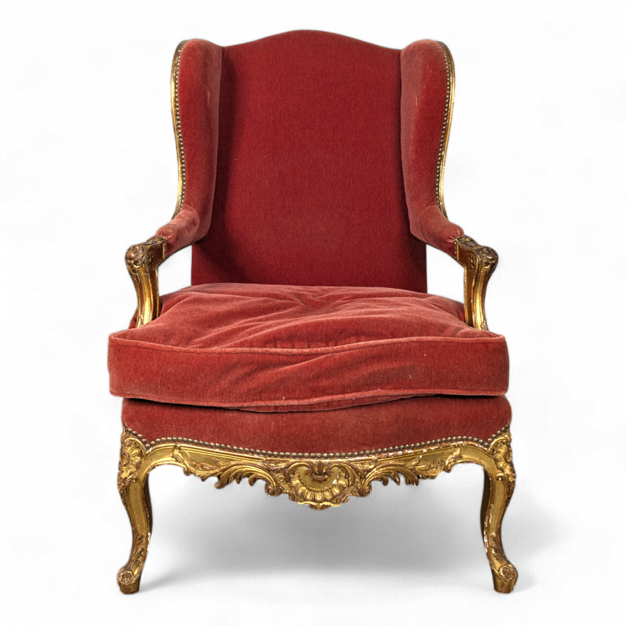 Fauteuil Bergère en bois doré de style Régence