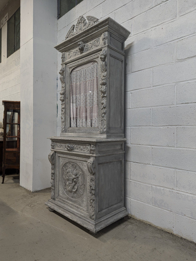 Buffet de chasse Henri II réchampi