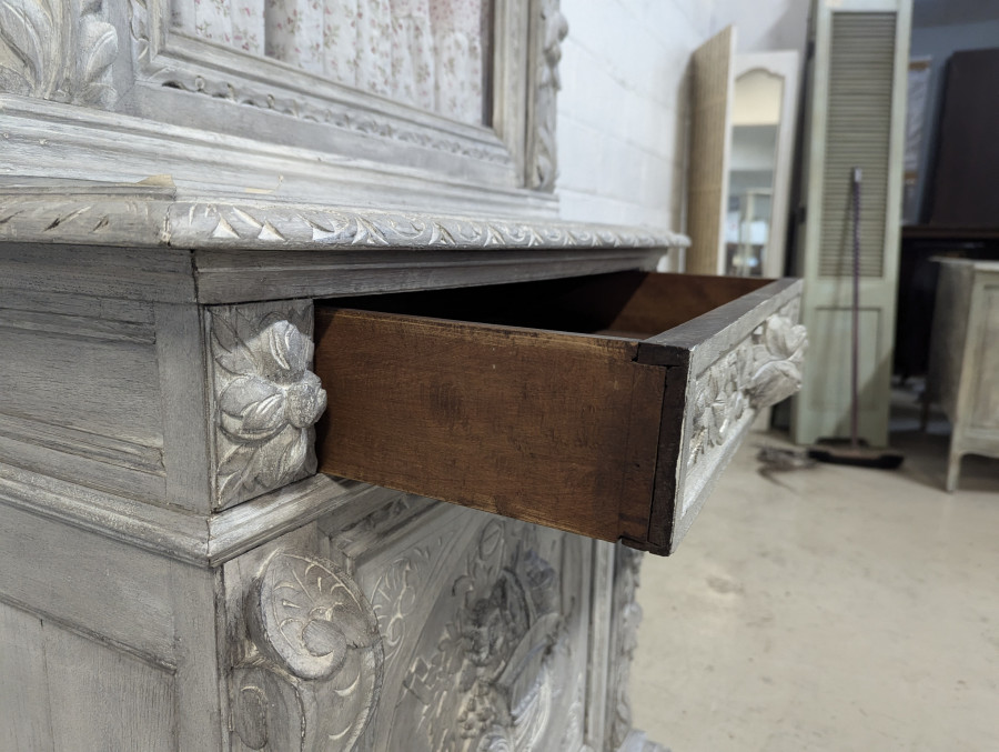 Buffet de chasse Henri II réchampi