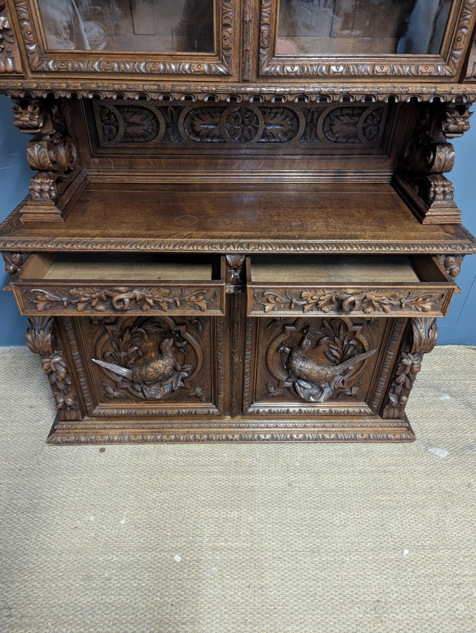 Buffet de chasse style renaissance thème chasse et pêche