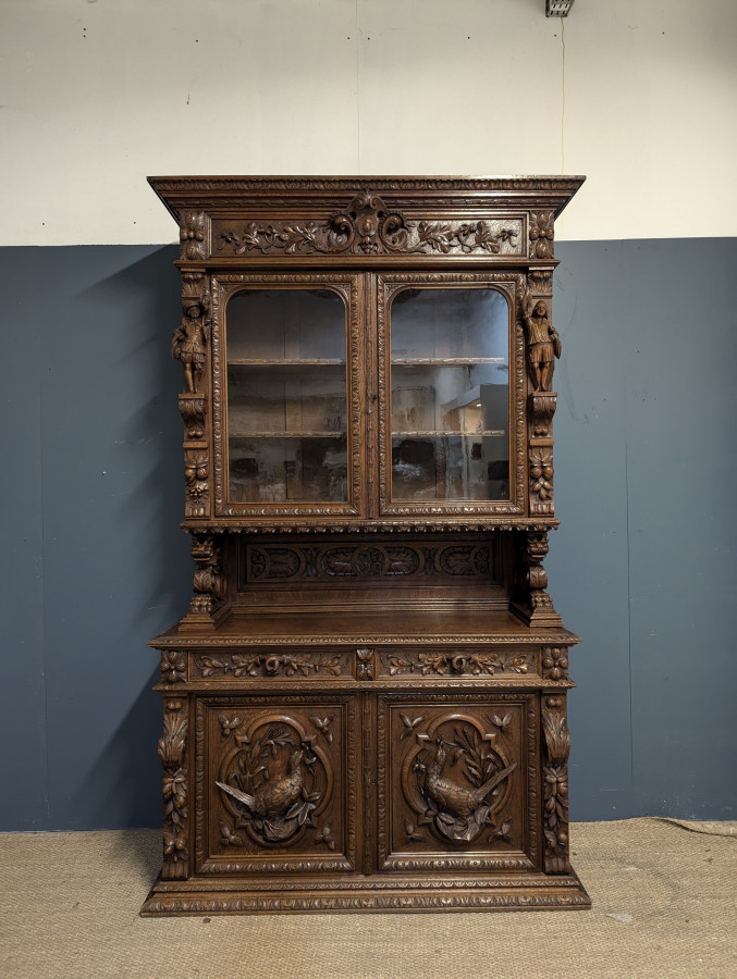 Buffet de chasse style renaissance thème chasse et pêche