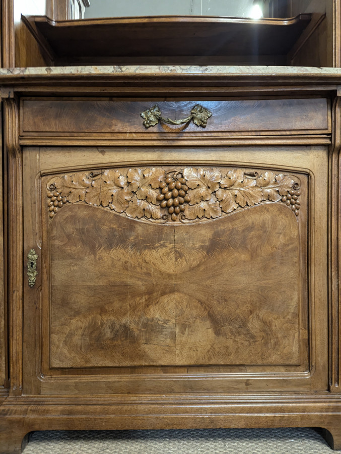 Buffet desserte art nouveau de l'école de Nancy