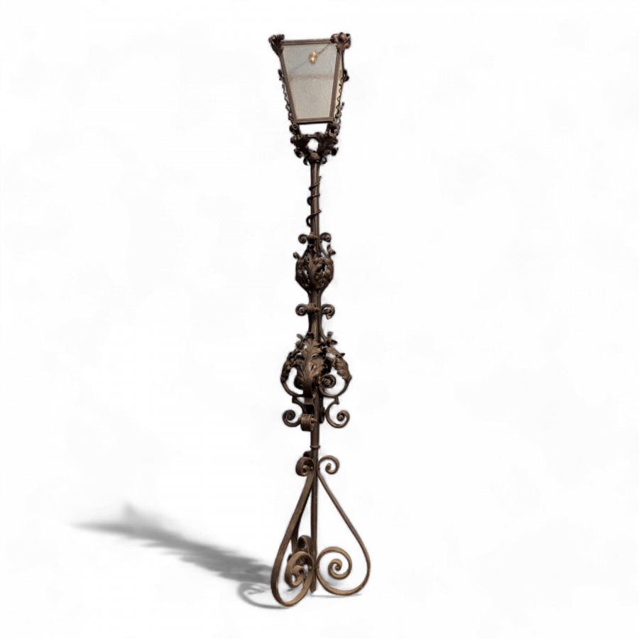 Lampadaire en fer forgé DLG Ferdinand Marrou
