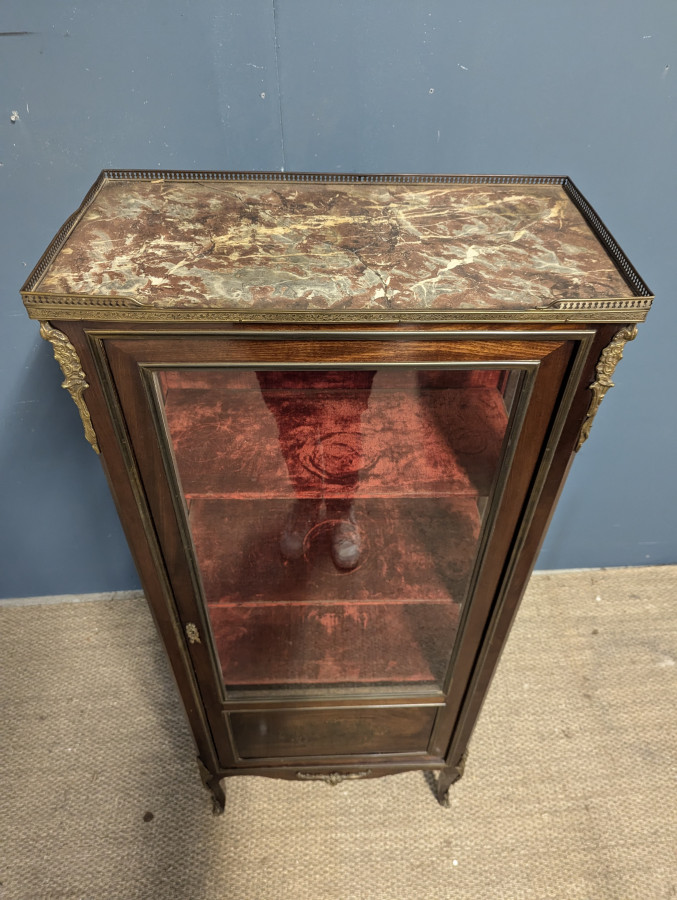 Vitrine d'époque Napoléon III en acajou