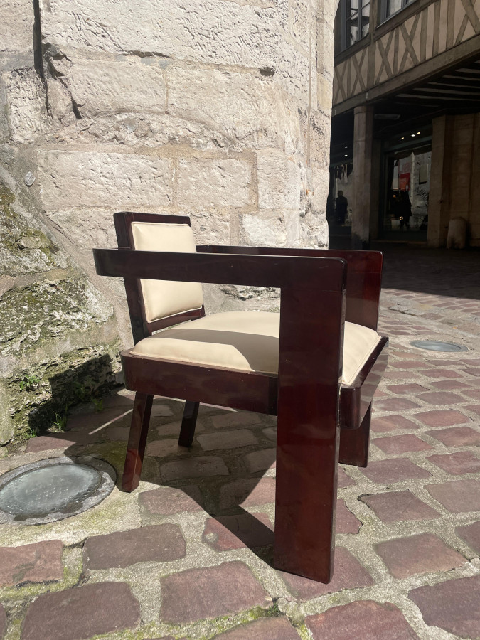 Paire de fauteuils Art Déco en Acajou et Skaï