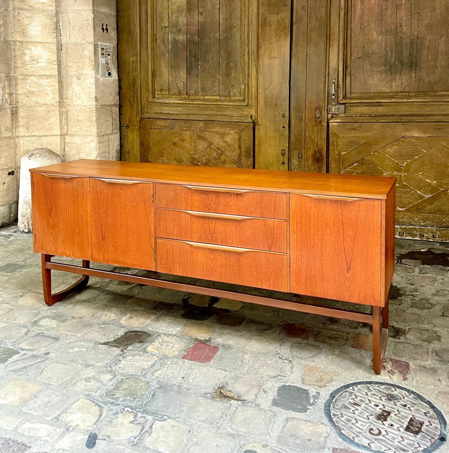 Enfilade scandinave en Teck