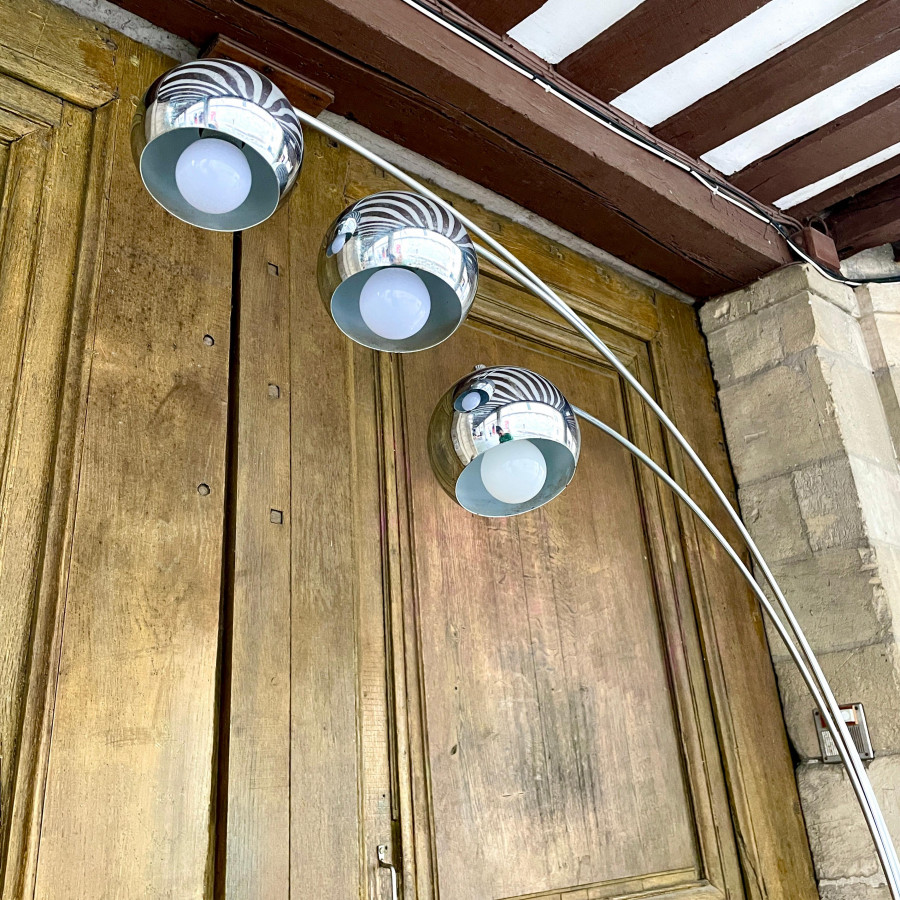 Lampadaire Muguets design Italien des années 70