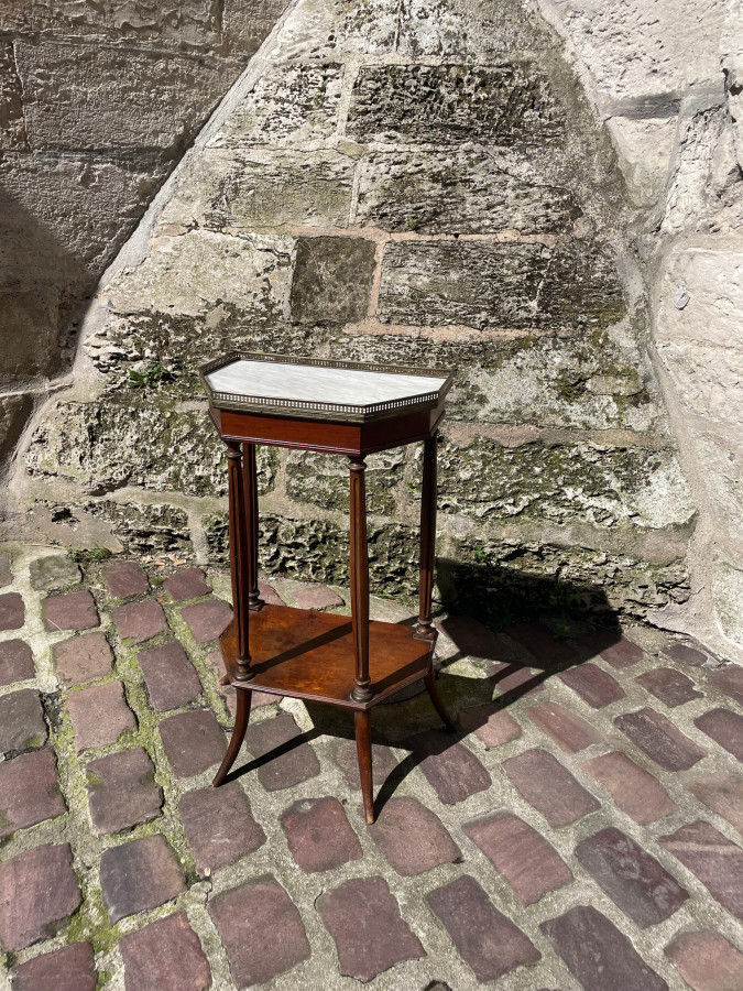 Table d’appoint Napoléon III en acajou