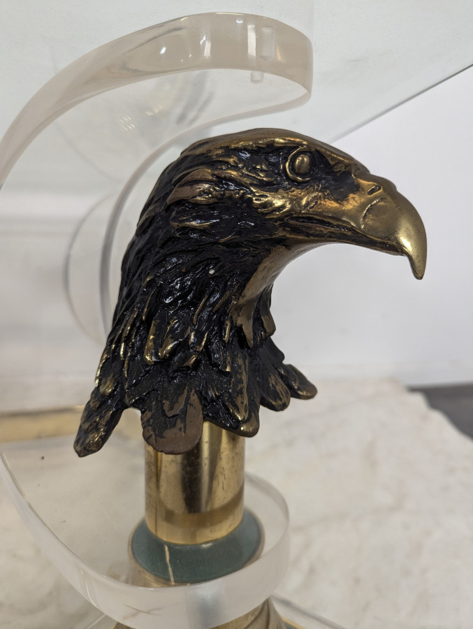 Table Basse aux Aigles de Style Maison Charles