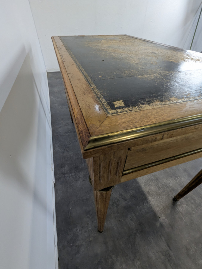 Bureau de style Louis XVI en Acajou fin XIX ème
