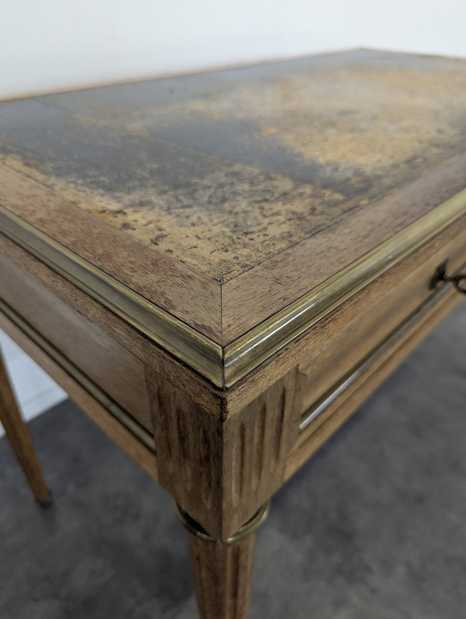 Bureau de style Louis XVI en Acajou fin XIX ème