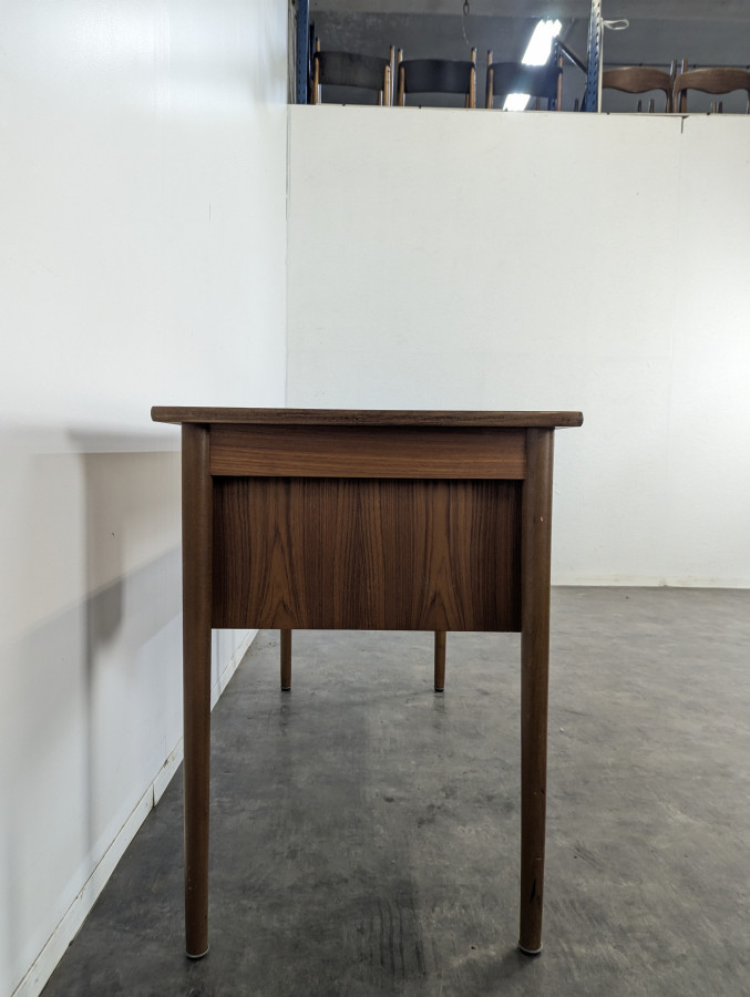 Bureau scandinave en Teck à caisson suspendu