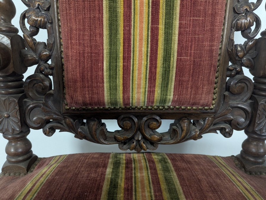 Paire de fauteuil de style Louis XIII style chateau