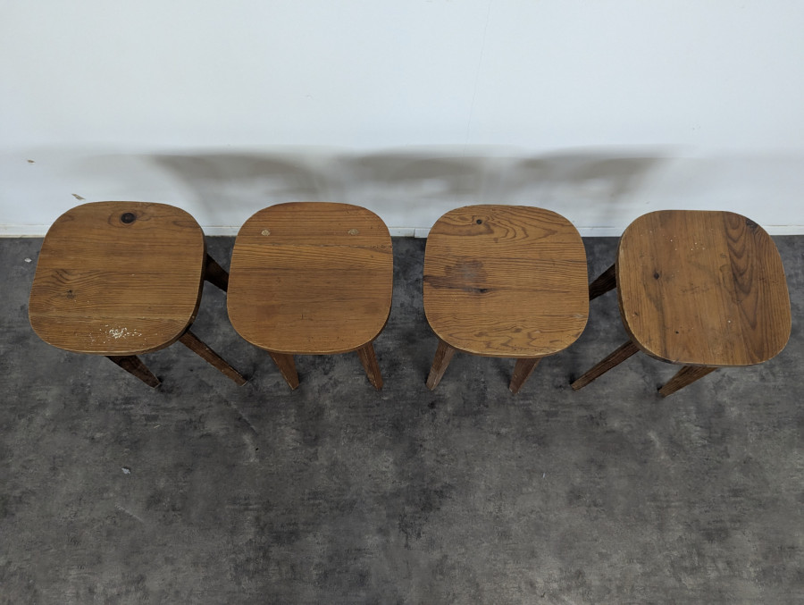 Série de 4 tabourets époque Reconstruction Louis Gamet