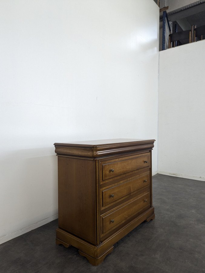 Commode de style Louis Philippe en Merisier