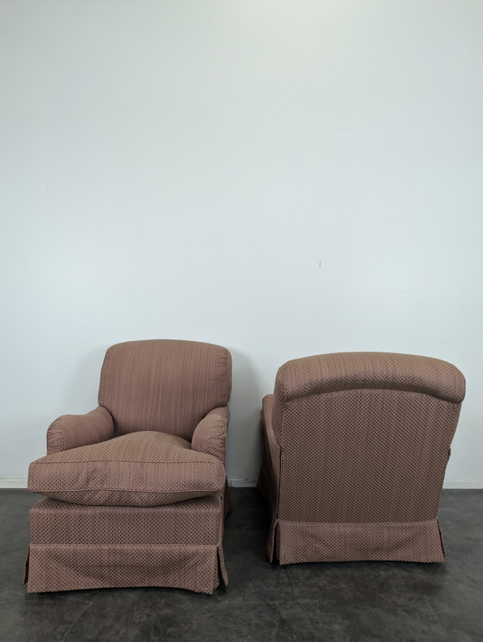 Paire de fauteuils crapauds en tissu