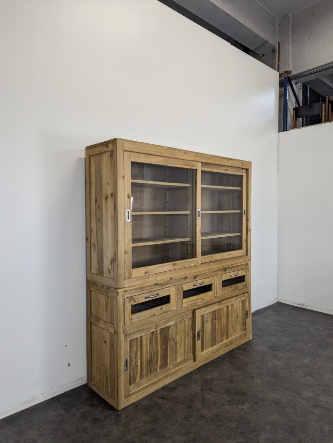 Buffet industriel en pin