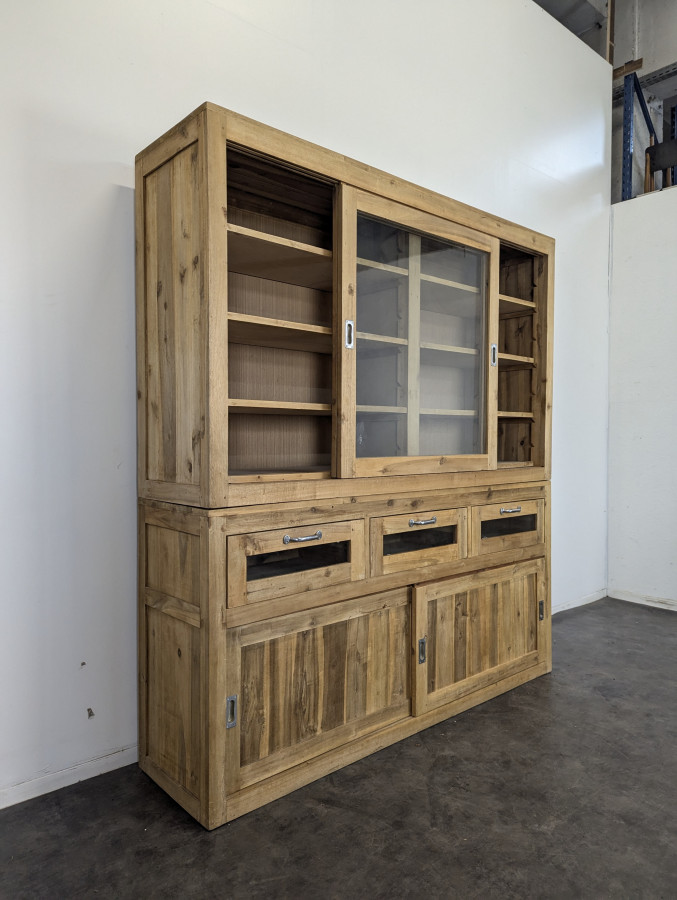 Buffet industriel en pin