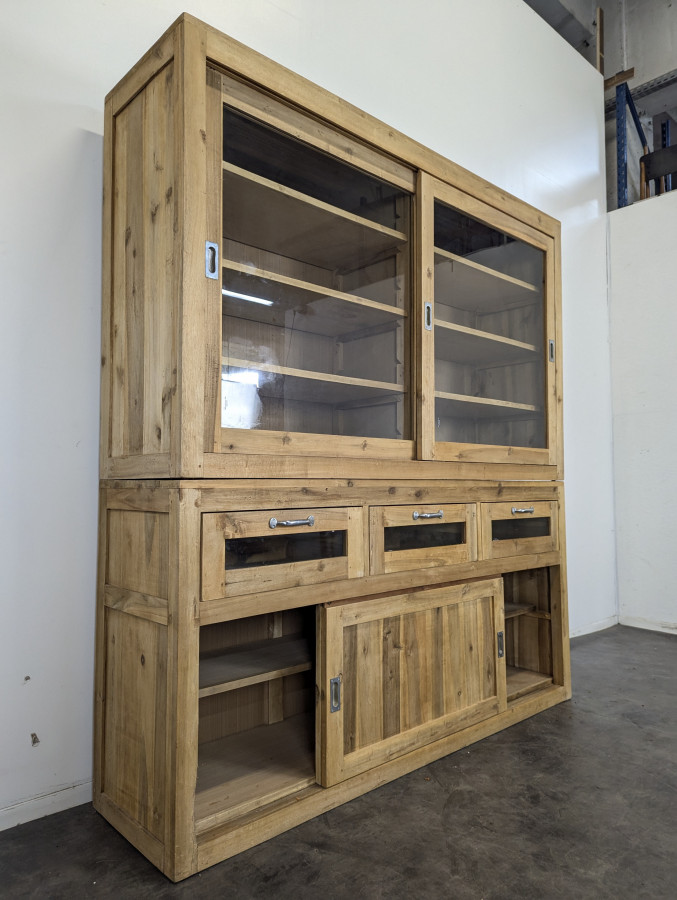 Buffet industriel en pin