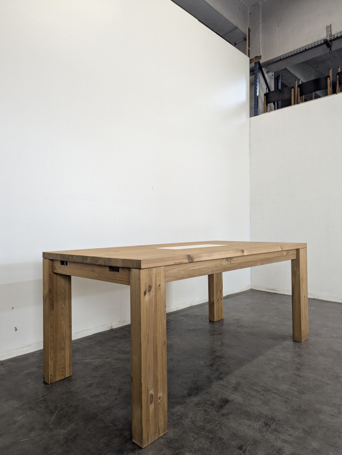 Table de chalet en pin massif
