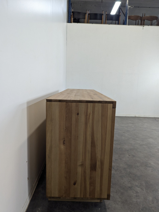Buffet de chalet ou Meuble TV en pin massif