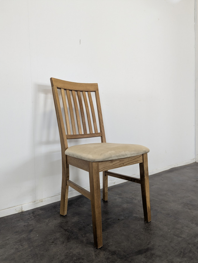 Série de 4 chaises en chêne