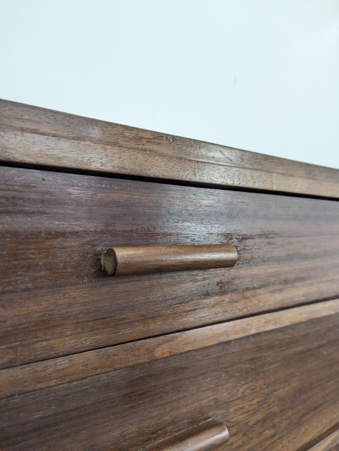 Commode moderniste en Acajou massif