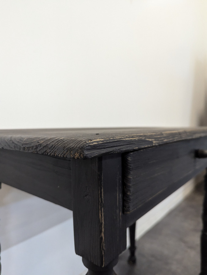 Table réchampie bois noircie XIXeme