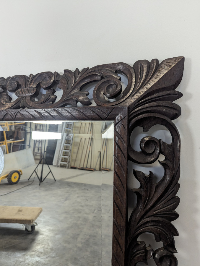Miroir de style Louis XIII en chêne
