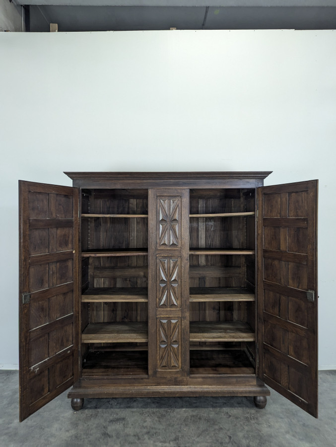 Armoire en chêne DLG Dudouyt