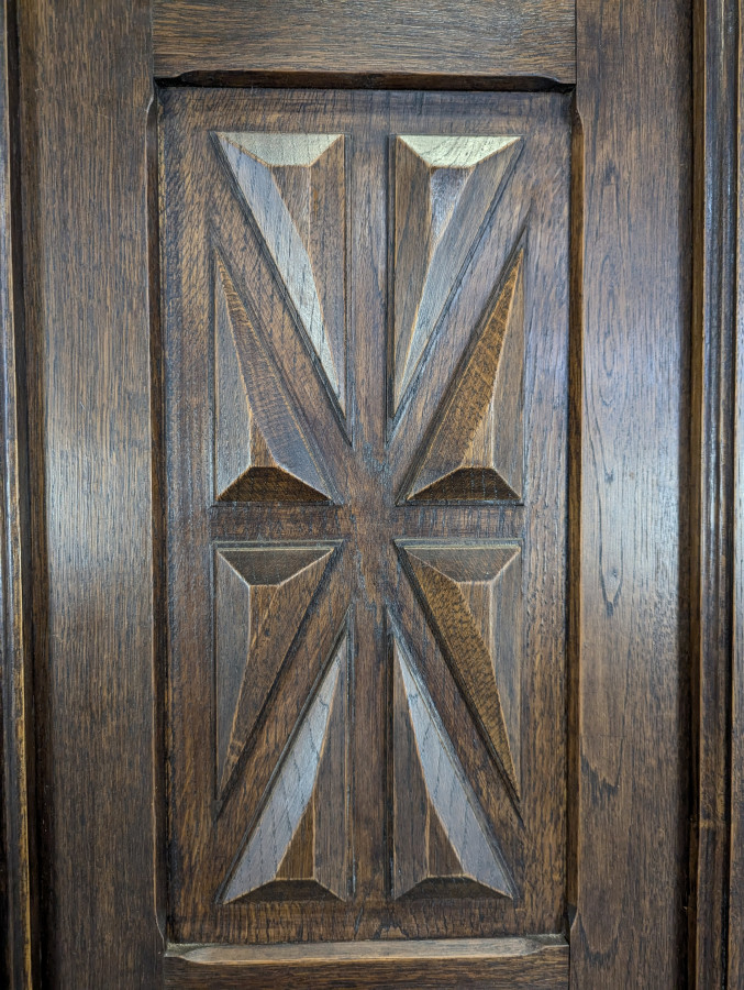 Armoire en chêne DLG Dudouyt